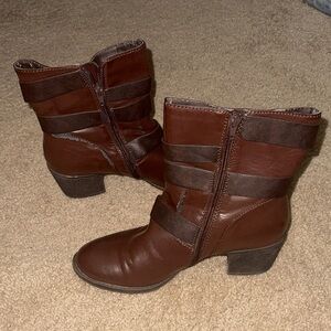 Ruff Hewn Brown Leather Ankle Boots with Dark Brown Suede Straps